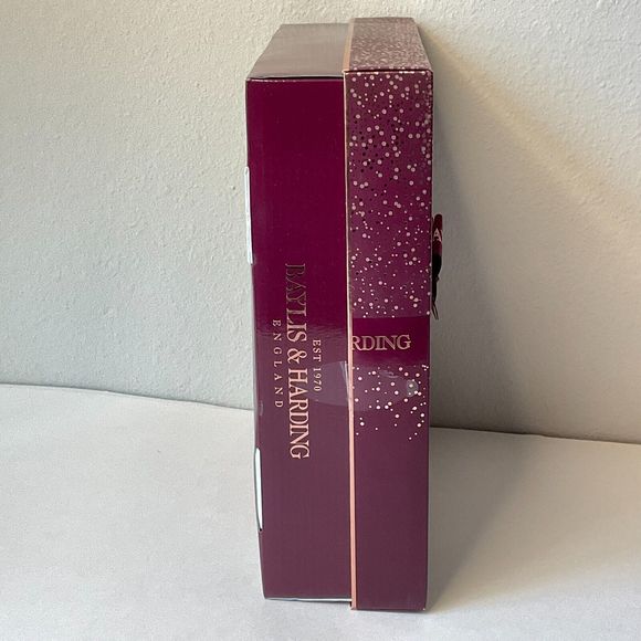 Baylis & Harding England Limited Edition Cranberry Martini Set Slippers Foot Soa - Picture 3 of 3